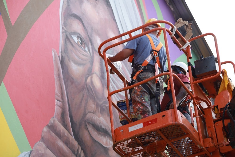 Memomural ginásios ganham tributo artístico a personalidades de Araxá